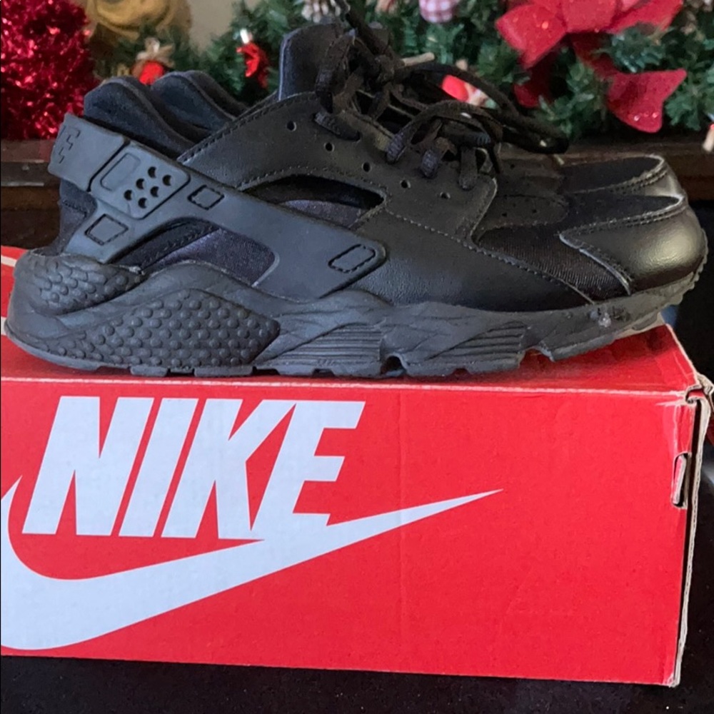 WMNS Air Huarache Run